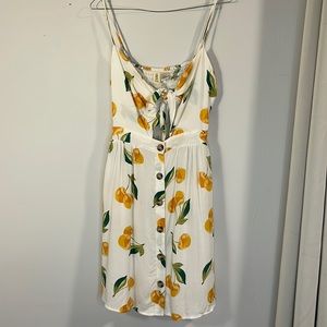 Mimi Chica! Tie Front Button Down Dress  Size Large .